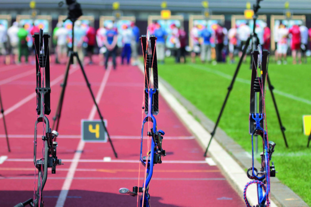 The Archer’s Paradox and modern bows - Bow International