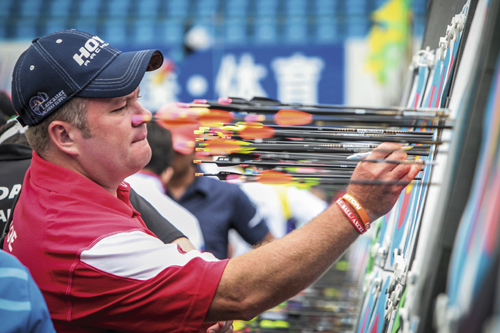 The study of target faces from Shanghai and Antalya found compound archers gave away fewer points from a mis-set sight than recurve archers 