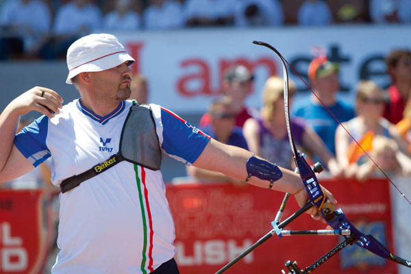 Q&A: Am I positioning my bow arm wrong? - Bow International